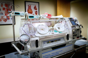 neonatal_incubator_for_air_ambulance_transports